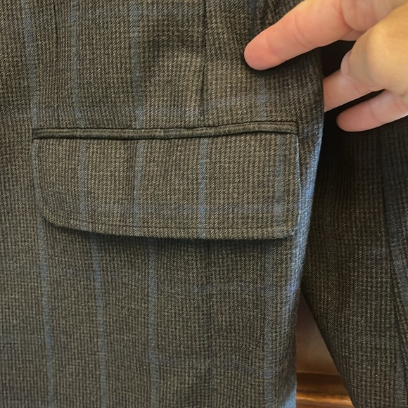 Coppley Windowpane Plaid Sport Coat, 42R - Picture 4 of 12